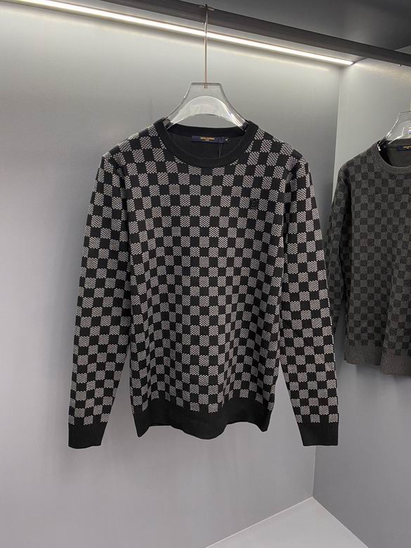 LV Sweater-008
